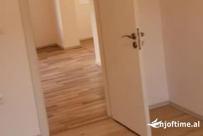 Shtepi ne shitje 1+1 ne Tirane - 47,000 Euro