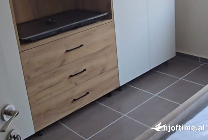 Shtepi me qera 1+1 ne Tirane - 300 Euro