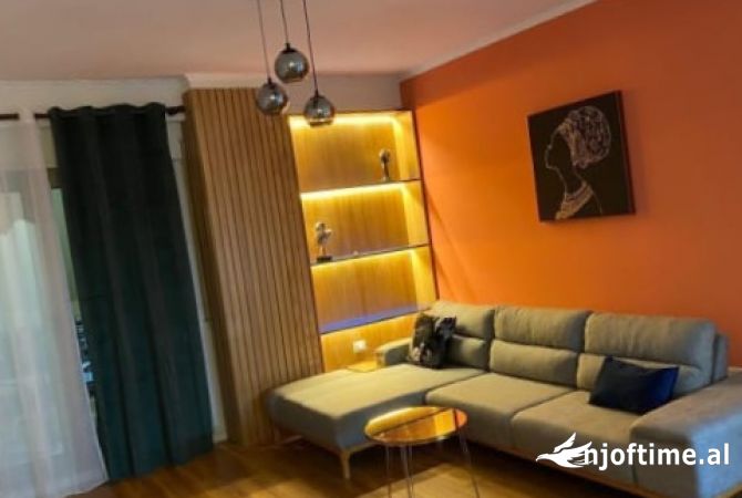 Shtepi me qera 1+1 ne Tirane - 750 Euro