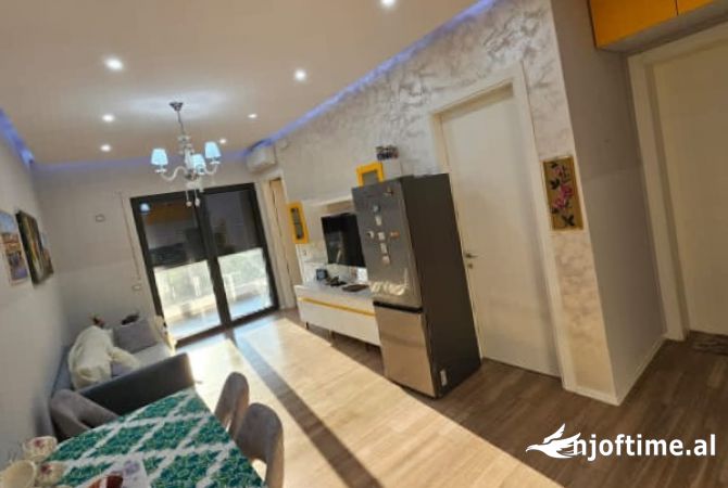 Shtepi me qera 1+1 ne Tirane - 800 Euro