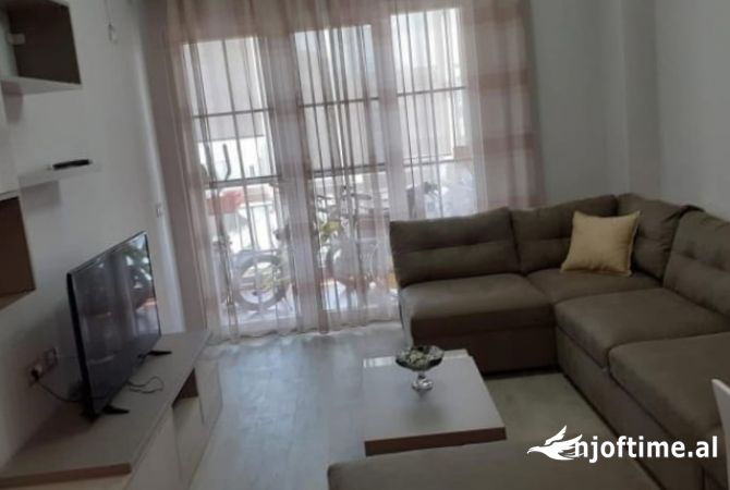 Shtepi ne shitje 1+1 ne Tirane - 95,000 Euro