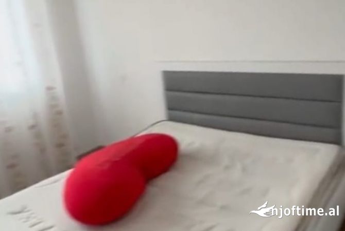Shtepi me qera 2+1 ne Tirane - 400 Euro