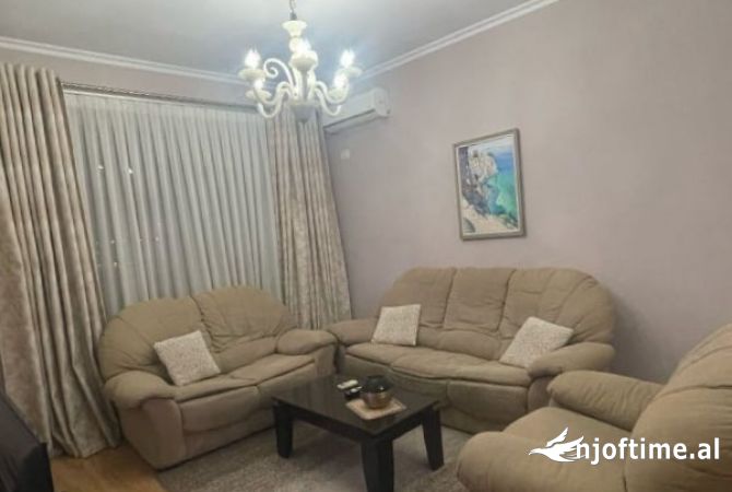 Casa in affitto 2+1 a Tirana - 450 Euro