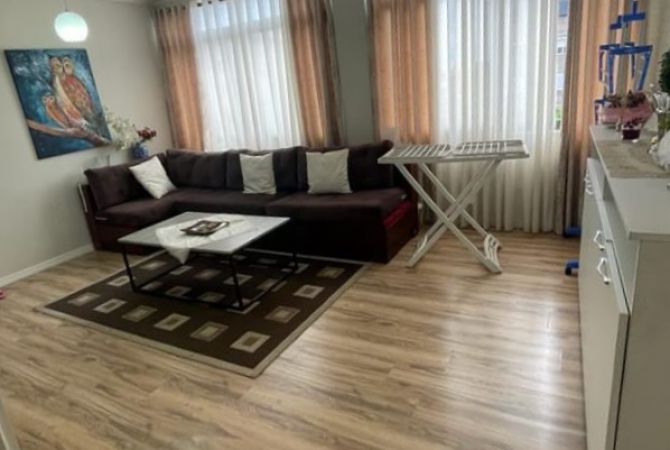 Shtepi me qera 2+1 ne Tirane - 400 Euro
