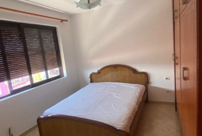 Shtepi me qera 2+1 ne Tirane - 470 Euro