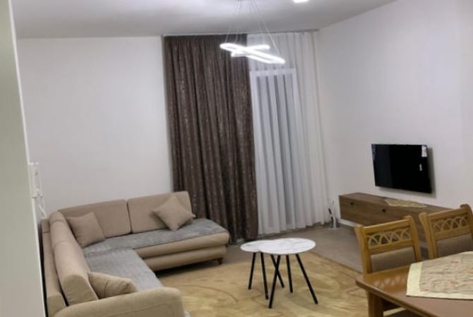 Shtepi me qera 1+1 ne Tirane - 400 Euro