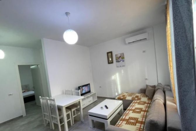 Shtepi me qera 1+1 ne Tirane - 35,000 Leke