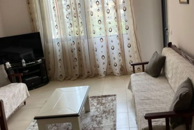 Shtepi me qera 1+1 ne Tirane - 38,000 Leke