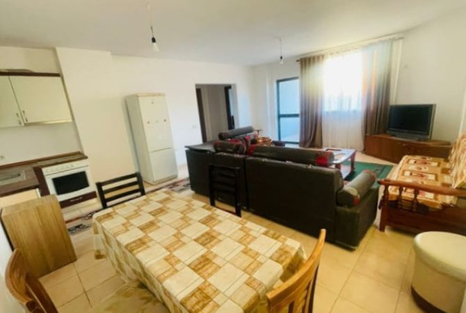 Shtepi me qera 1+1 ne Tirane - 40,000 Leke