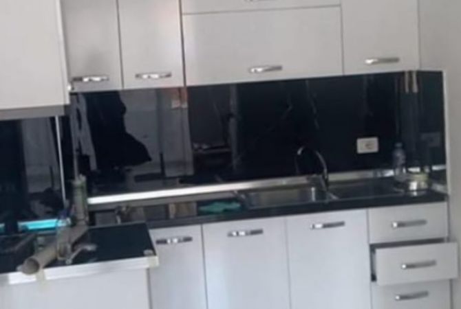 Shtepi ne shitje 2+1 ne Tirane - 8,500,000 Leke