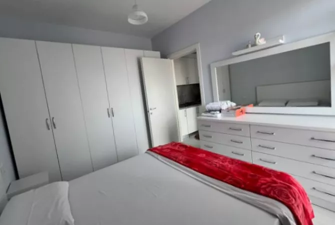 Shtepi me qera 1+1 ne Tirane - 65,000 Leke