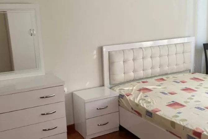 Shtepi me qera 2+1 ne Tirane - 55,000 Leke