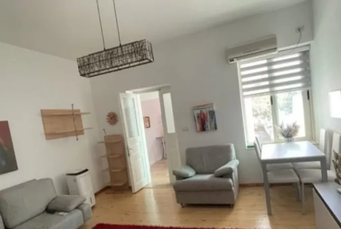 Shtepi me qera 1+1 ne Tirane - 600 Euro