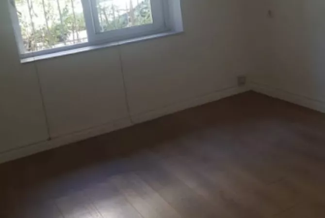 Shtepi me qera 1+1 ne Tirane - 40,000 Leke