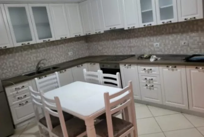 Shtepi me qera 3+1 ne Tirane - 600 Euro