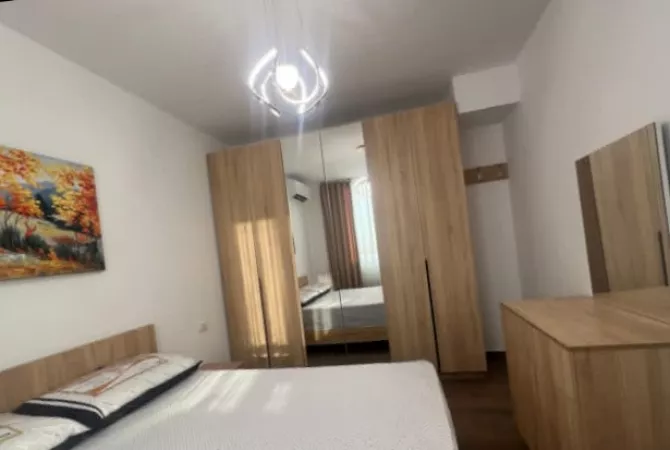 Shtepi me qera Garsoniere ne Tirane - 500 Euro