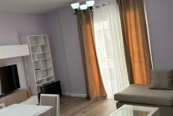 Shtepi me qera 1+1 ne Tirane - 600 Euro