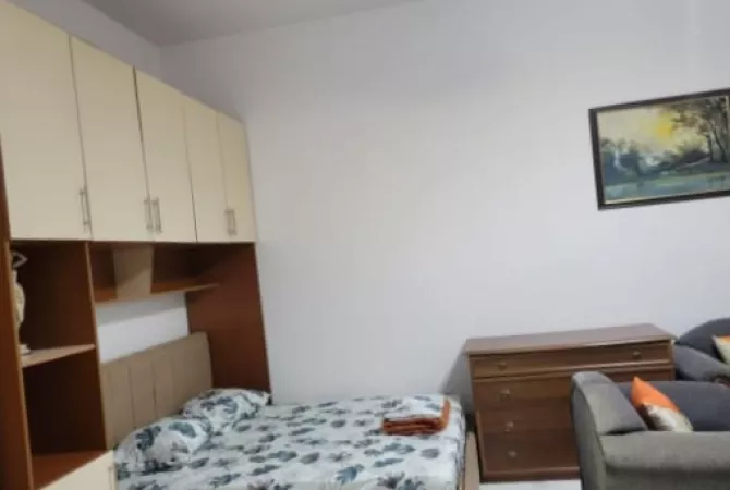Shtepi me qera Garsoniere ne Tirane - 30,000 Leke