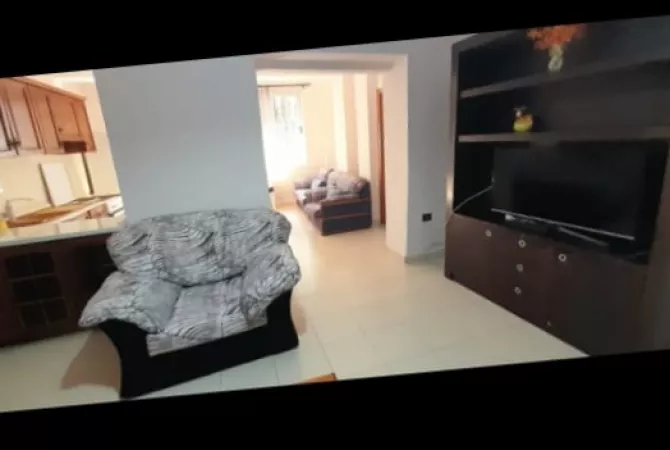 Shtepi me qera 2+1 ne Tirane - 50,000 Leke
