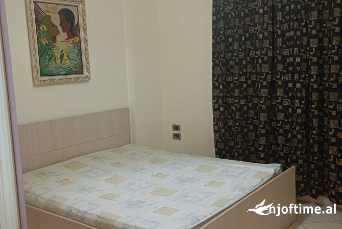 Shtepi me qera 1+1 ne Tirane - 32,000 Leke