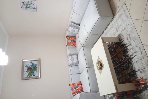 Shtepi me qera 1+1 ne Tirane - 36,000 Leke