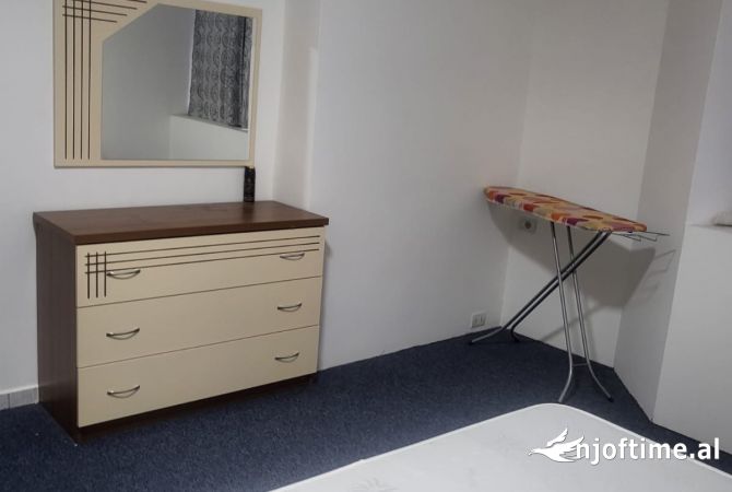 Shtepi me qera 2+1 ne Tirane - 600 Euro