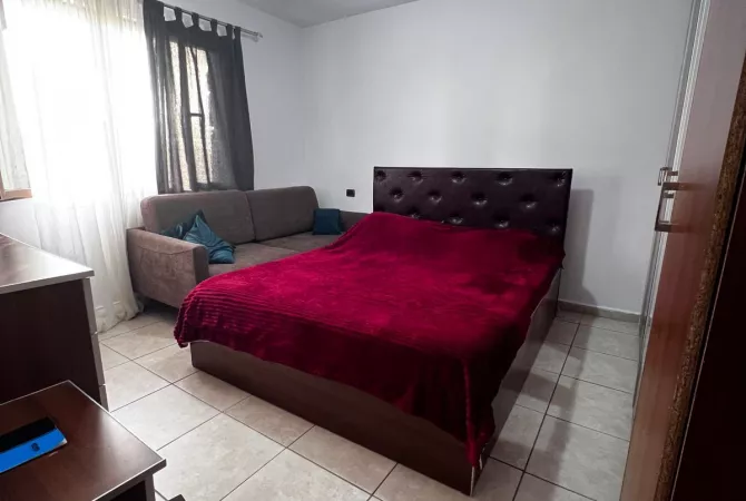 Shtepi ne shitje 1+1 ne Tirane - 85,000 Euro