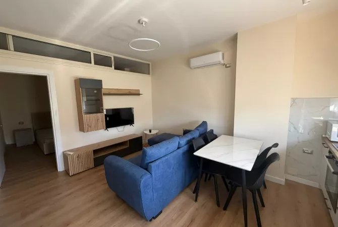 Shtepi me qera Apartament ne Tirane, 2+1, Mobilimi E mobiluar, Pagesa 650  Euro.