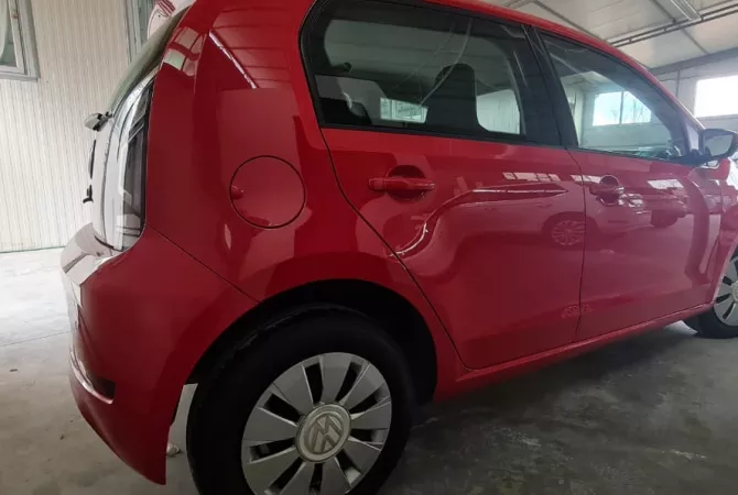 Auto in Vendita a Tirana - 6,500 Euro