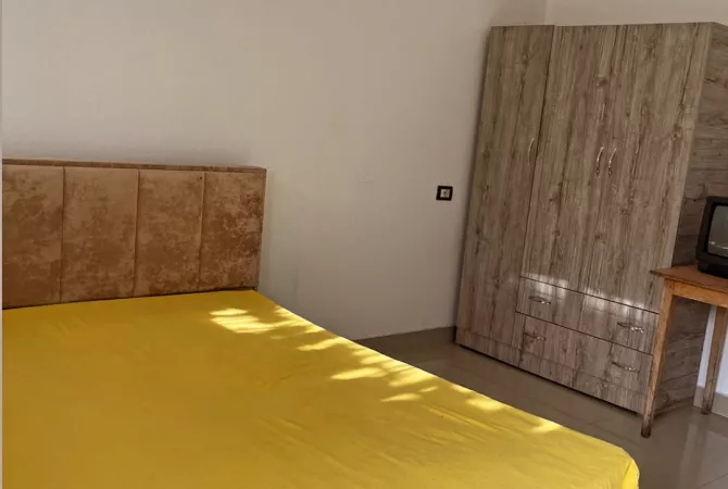 Shtepi me qera 1+1 ne Tirane - 270 Euro