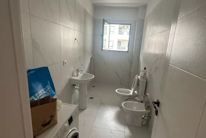 Shtepi me qera Apartament ne Tirane, 1+1, Mobilimi E mobiluar, Pagesa 350  Euro.