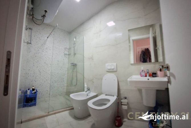 Apartment for sale in Tirana 2+1, Furnished