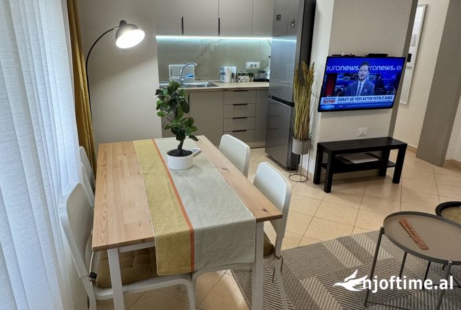 Shtepi me qera 1+1 ne Tirane - 55,000 Leke