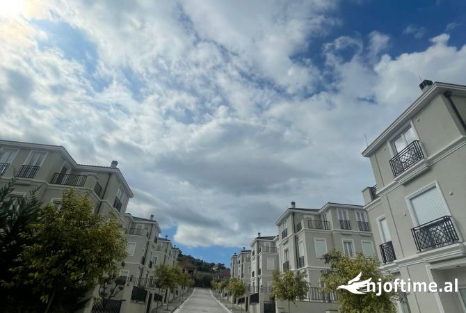 Shtepi ne shitje 4+1 ne Tirane - 450,000 Euro