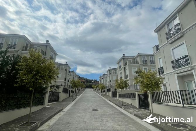 Shtepi ne shitje 4+1 ne Tirane - 450,000 Euro