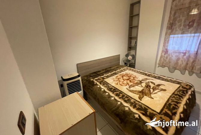 Shtepi me qera 1+1 ne Tirane - 400 Euro