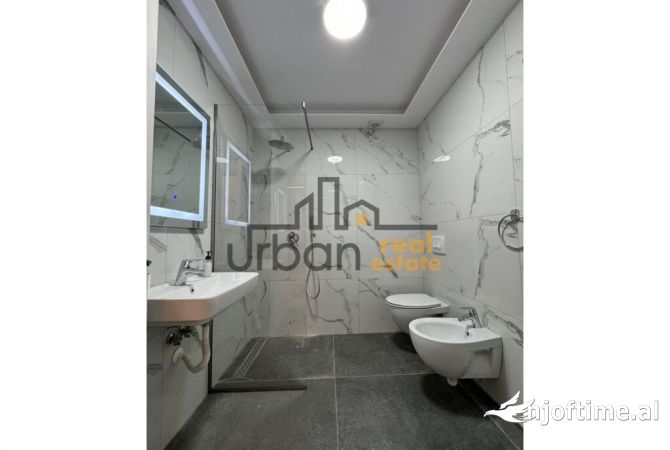 Shtepi ne shitje 1+1 ne Tirane - 175,000 Euro