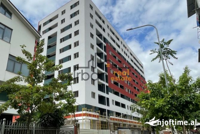 Ambient biznesi me qera 4+1 ne Tirane - 17,000 Euro