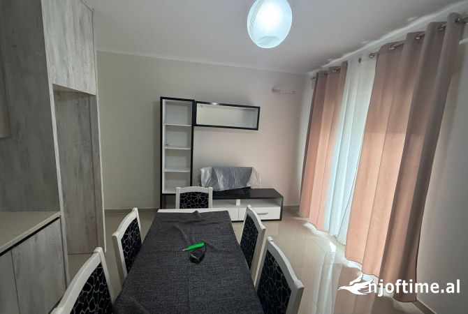 Shtepi me qera 2+1 ne Tirane - 500 Euro