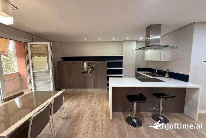 Shtepi ne shitje 3+1 ne Tirane - 258,000 Euro