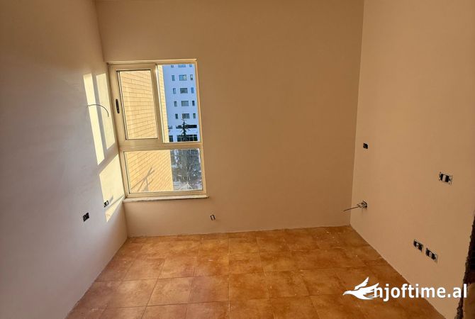 Shtepi ne shitje 1+1 ne Tirane - 105,000 Euro