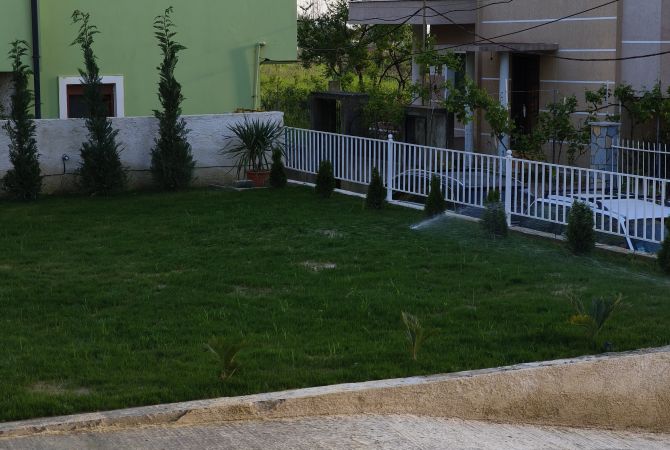 Shtepi ne shitje 7+1 ne Durres - 270,000 Euro