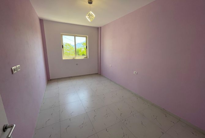 Shtepi me qera 2+1 ne Tirane - 25,000 Leke