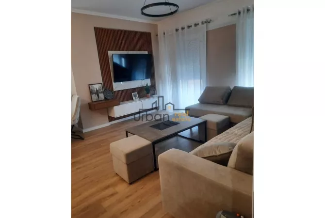 Shtepi me qera 2+1 ne Tirane - 600 Euro