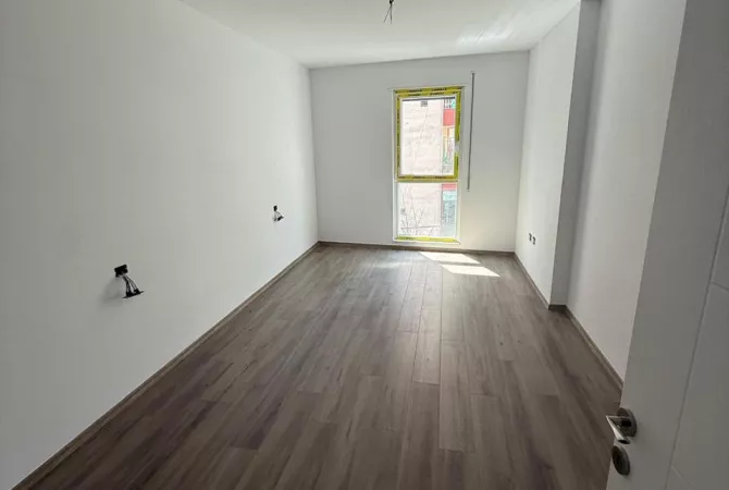 House for Sale 1+1 in Tirana - 142,000 Euro