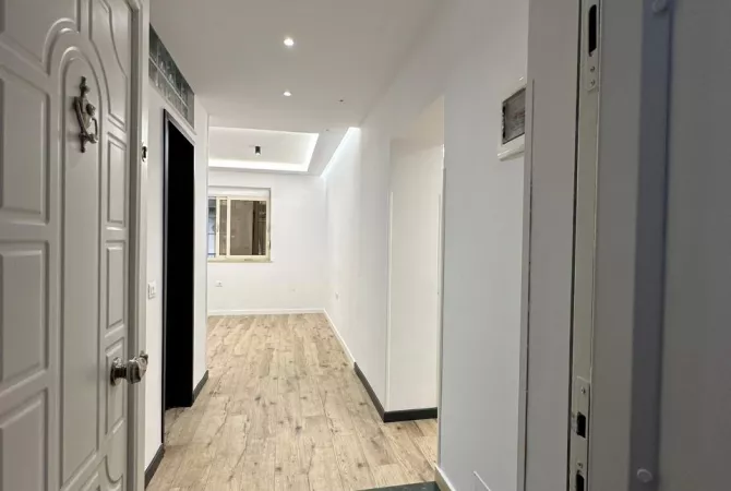 Shtepi ne shitje 1+1 ne Tirane - 158,000 Euro