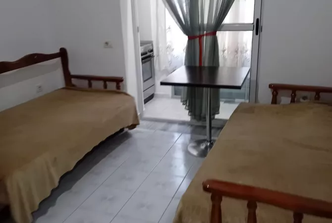 Shtepi me qera 1+1 ne Tirane - 300 Euro