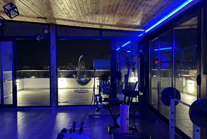 Shtepi ne shitje Apartament ne Tirane, 2+1, Mobilimi E mobiluar, Pagesa 300,000  Euro.