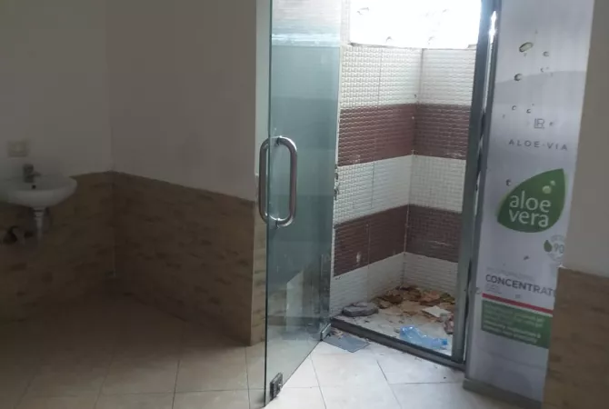 Ambient biznesi me qera 1+1 ne Tirane - 200 Euro
