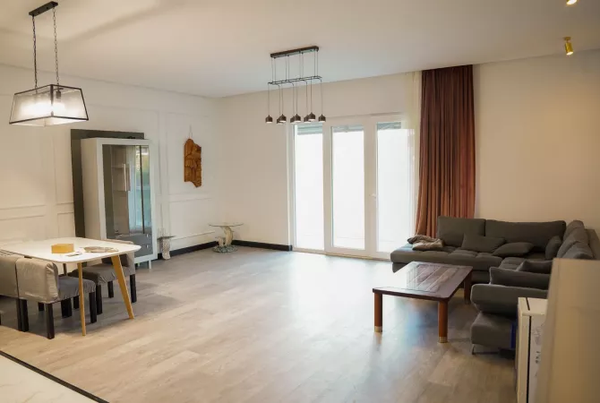 Shtepi ne shitje 3+1 ne Tirane - 600,000 Euro